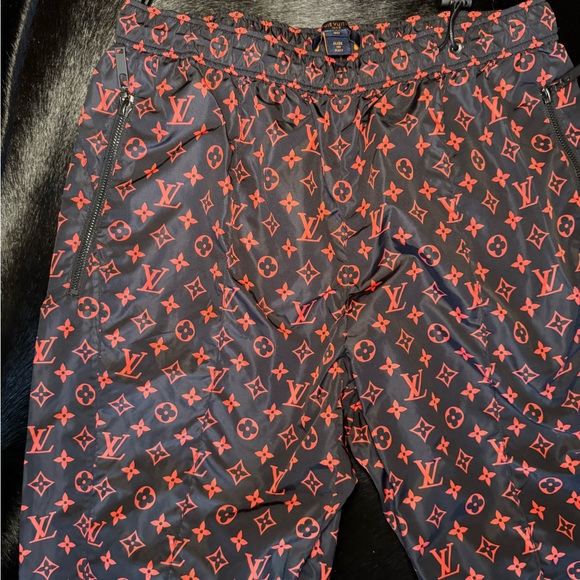 Louis Vuitton Black Pants with Red Monogram - Picture 2 of 15